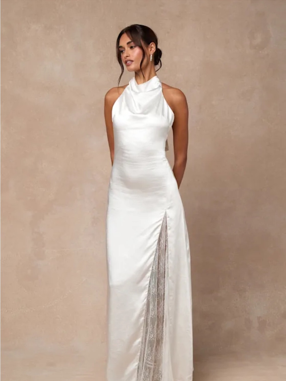 NWT! Lulus Concetta Ivory Satin Lace Halter Maxi Dress. Women’s medium